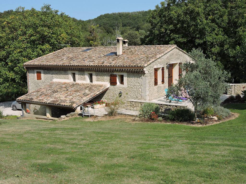 Gite La Hugonnette in Divajeu, Région de Die