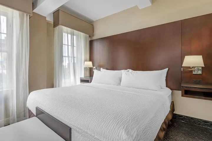 Hotel for 4 people - 1