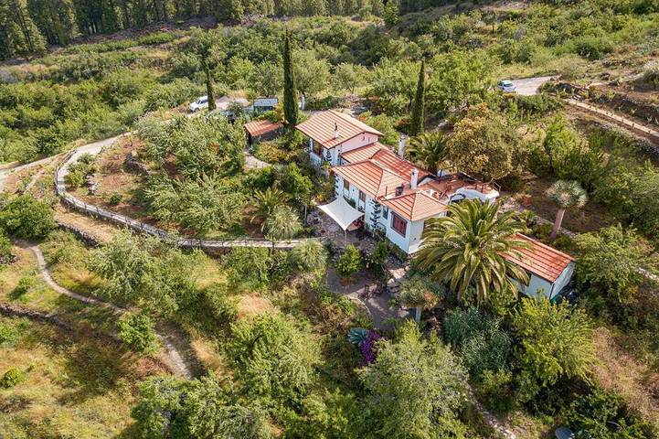 Ferienhaus für 6 Personen, mit Garten und Pool sowie Whirlpool