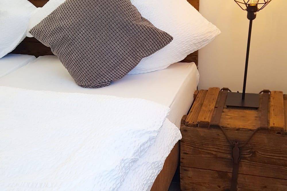 Zur alten Rebe - Neues Ferienhaus auf dem Weingut Permesang an der Saar in Konz, Landkreis Trier-Saarburg