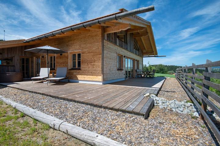 Ferienhaus für 4 Personen, mit Whirlpool und Garten sowie Sauna in Landkreis Freyung-Grafenau