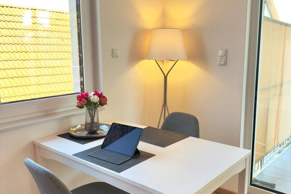 Appartement entier, Balkonliebe Karlsruhe - washing machine, underfloor heating, parking space in Karlsruhe, Plaine du Rhin
