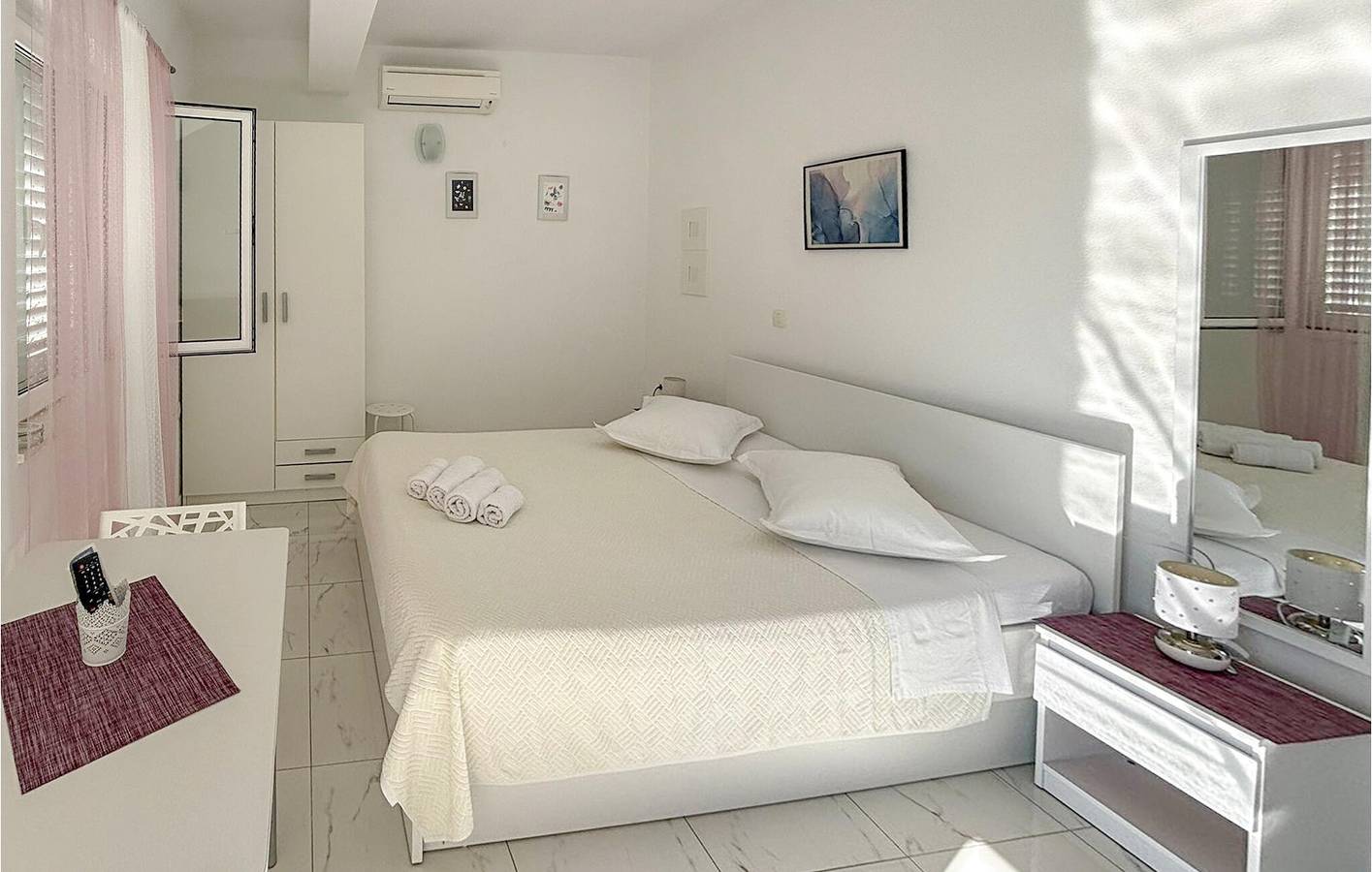 Apartamento vacacional entero, Apartamento de vacaciones para 2 personas con jardín in Podgora, Rivera de Makarska