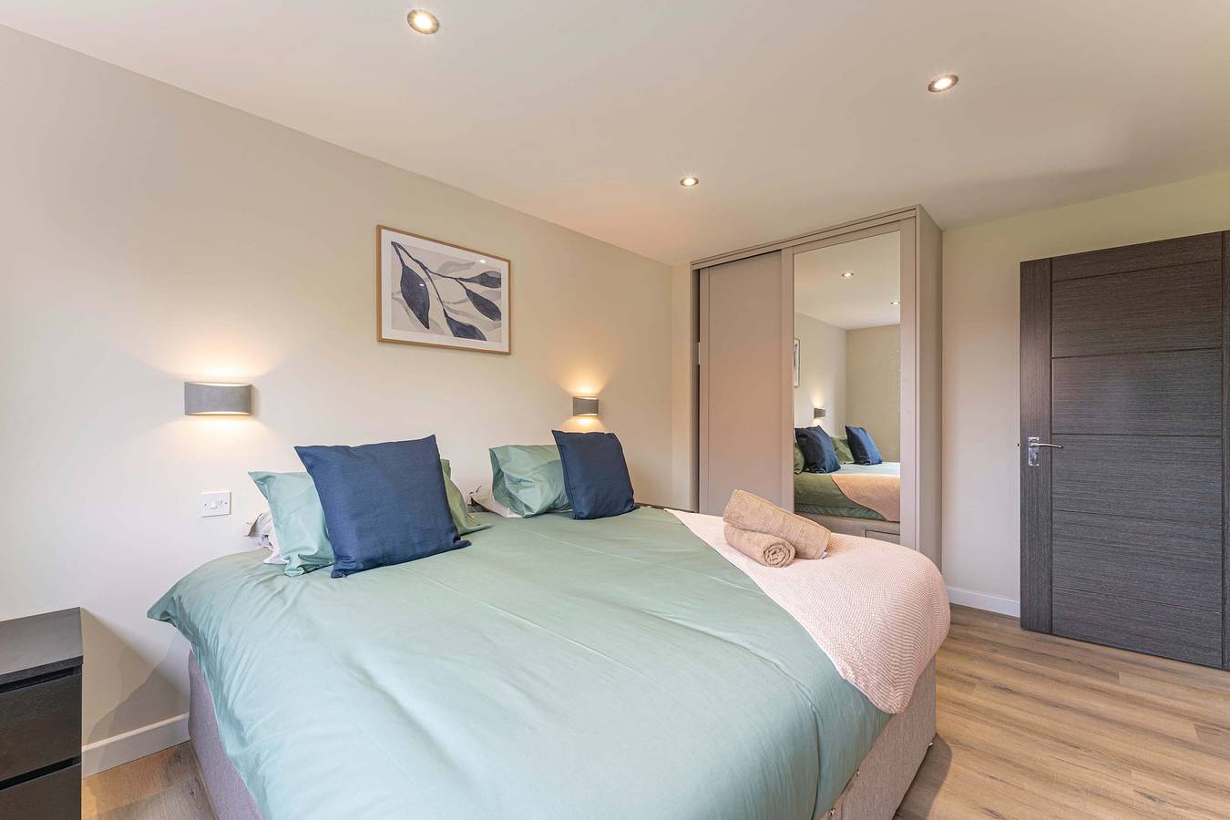 Entire apartment, Maple Apartments - Modern 2 Bed Apartment in Derby in Derby, East Midlands