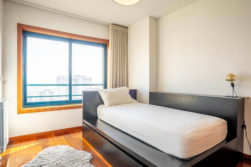 Ganze Wohnung, Seaside 3Br Flat in Póvoa by Lovelystay in Povoa de Varzim, Porto Distrikt