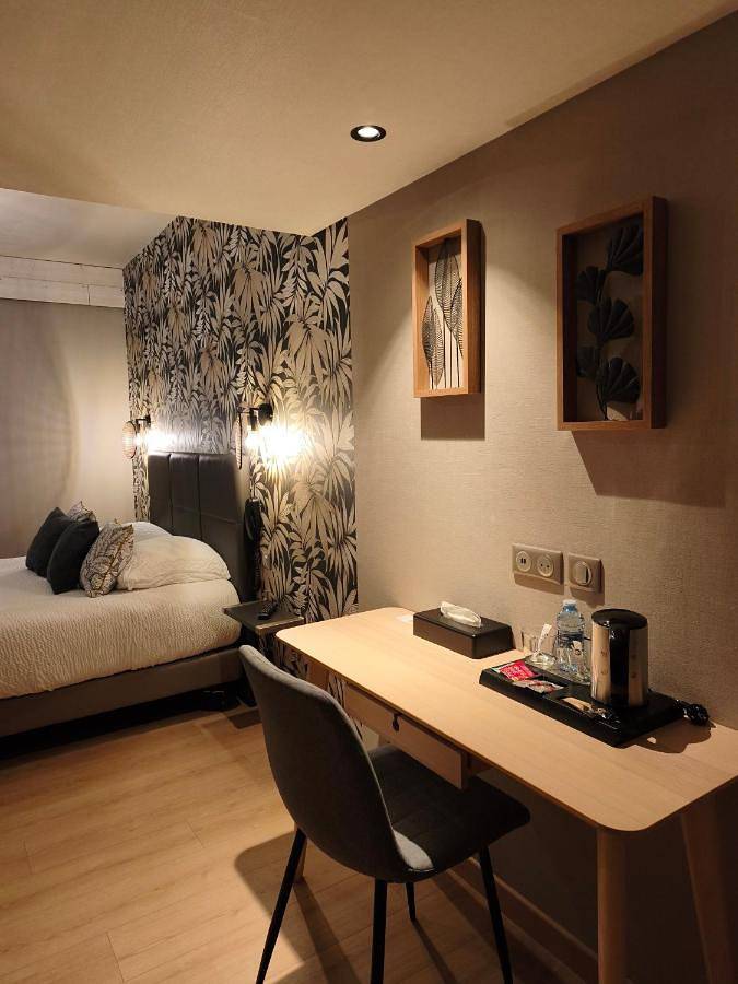 Hôtel pour 3 personnes, avec jardin, animaux acceptés à Anglards-de-Saint-Flour - 3