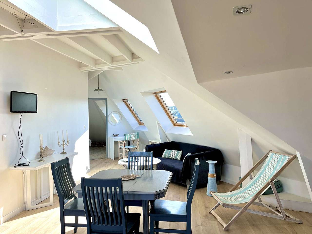 Appartement entier, Charmant appartement atypique 51m² à Étel in Étel, Côte des Mégalithes