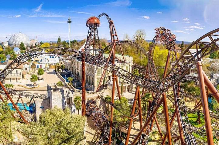 Location de vacances pour 6 personnes, avec terrasse et piscine à Boofzheim