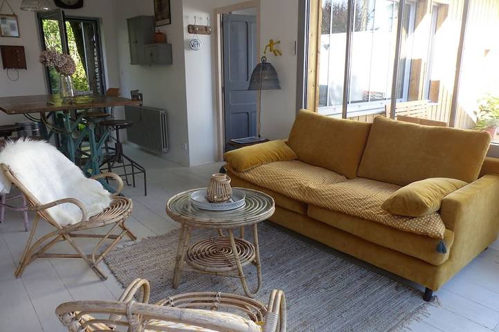 Le Nid du Héron : gîte urbain avec piscine chauffée au coeur de Nantes in Nantes, Région de Nantes