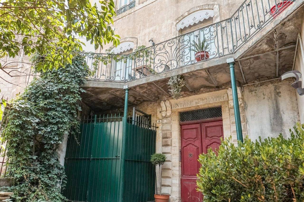 Family Room with Garden View in Pézenas, Côte d'Améthyste