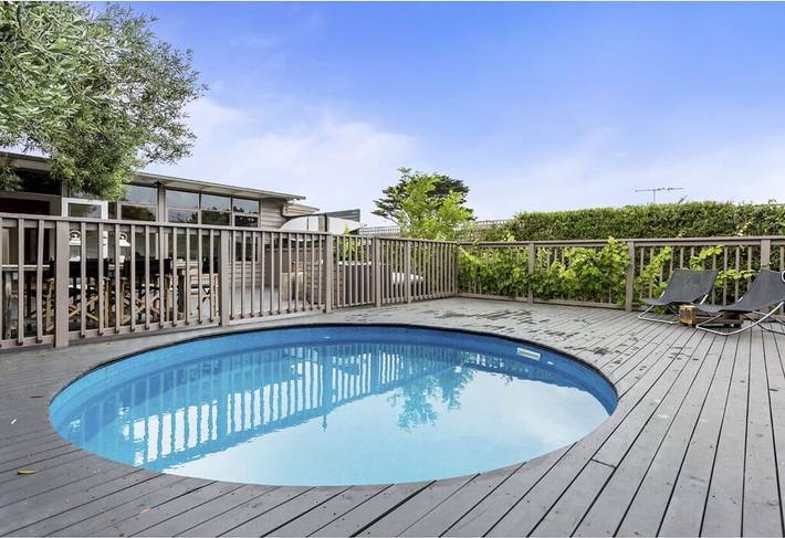 Holiday home for 10 people, with garden, with pets in Mornington Peninsula