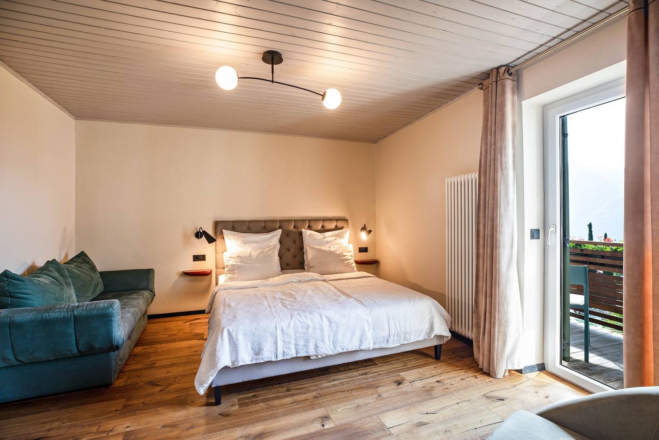 Appartamento intero, Published on Holidu Appartamento 'Kraidlhof - Designapartment Isabel' con vista montagne, piscina in Cortaccia sulla Strada del Vino, Alpi della Val di Non