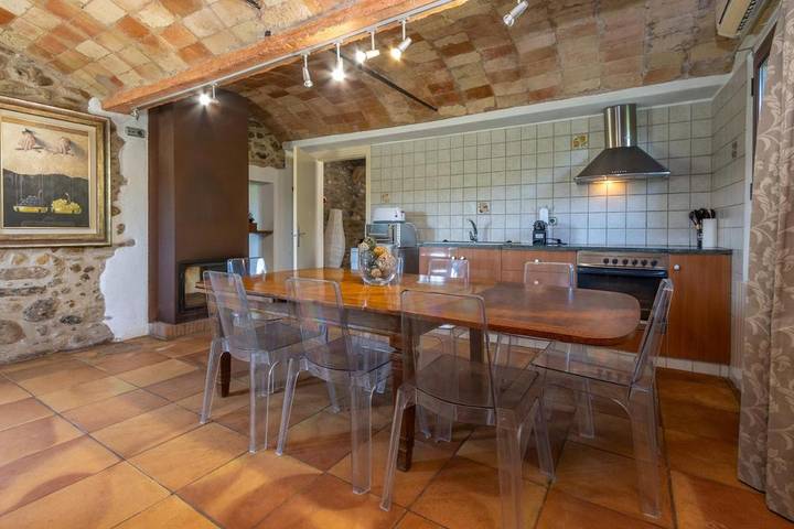 Casa rural para 9 personas, con Terraza y Jardín además de Piscina y Vistas en Bescanó - 3