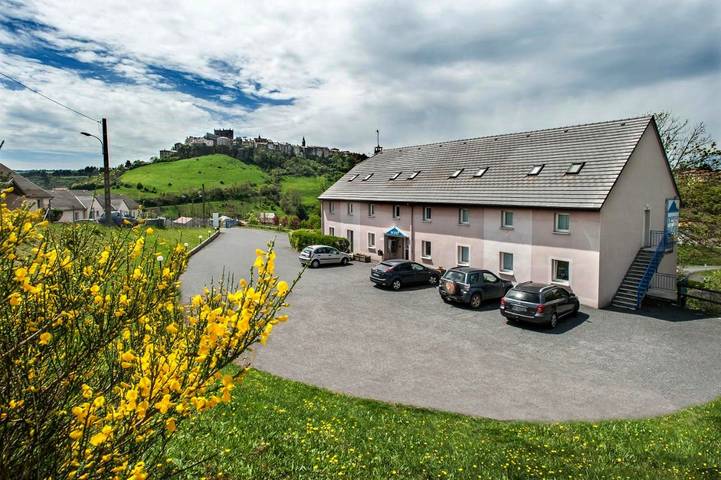 Hôtel pour 2 personnes, avec jardin et terrasse à Saint-Flour