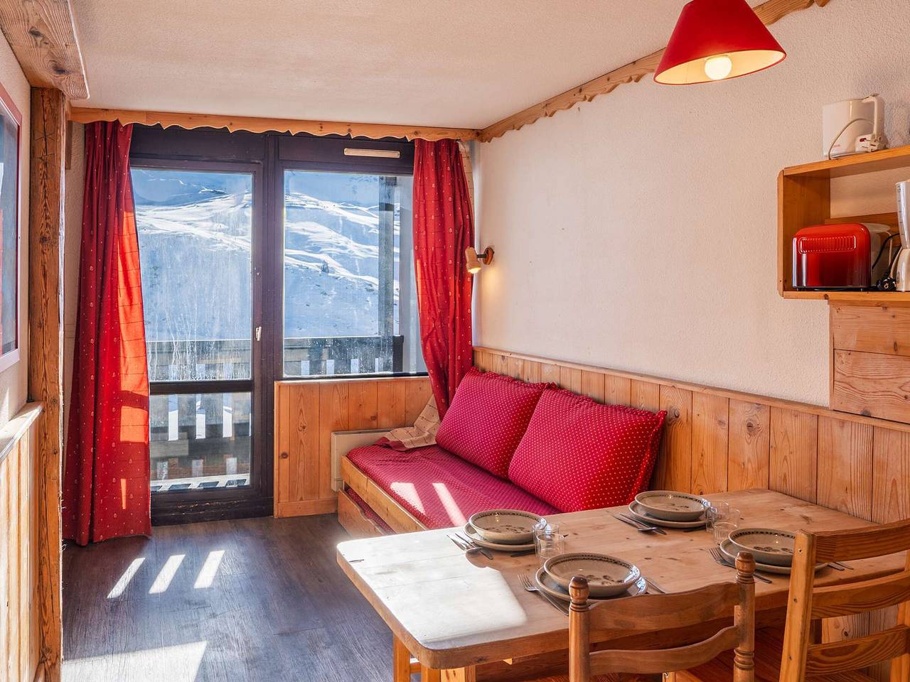 Appartamento intero, Val Thorens - Cozy apartment for 4, ski-in/ski-out, elevator in Val Thorens, Le tre valli