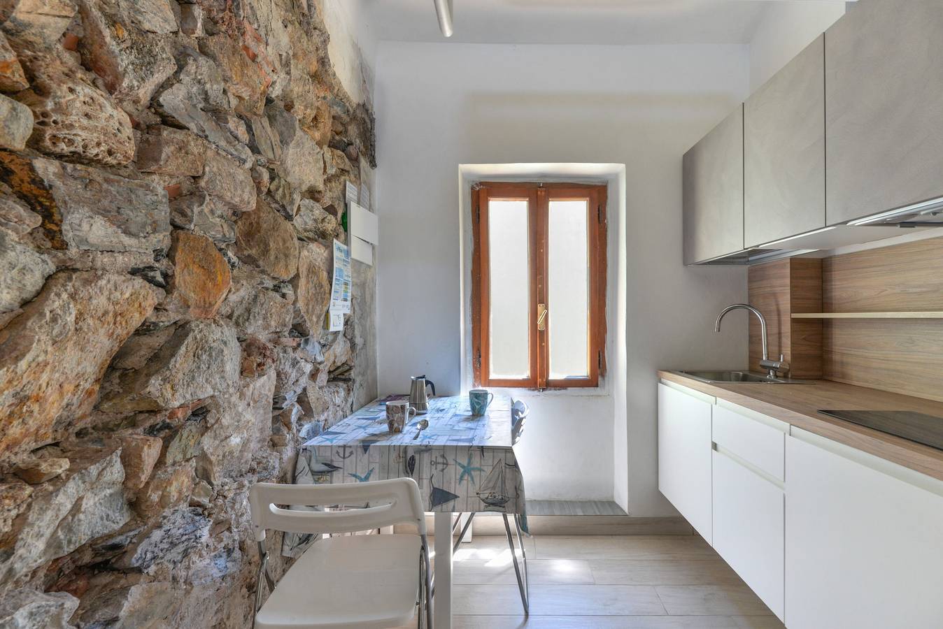 Monolocale intero, Monolocale 'Loft Maestrale' con Wi-Fi e aria condizionata in Rio Marina, Riotorto