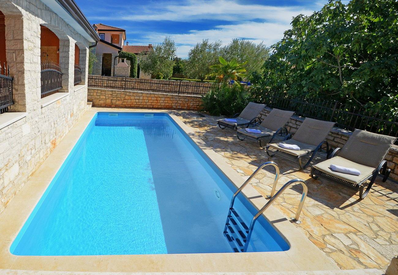 Villa Bianca with pool in Istria, Rogovici in Općina Kaštelir - Labinci, Umag und Umgebung