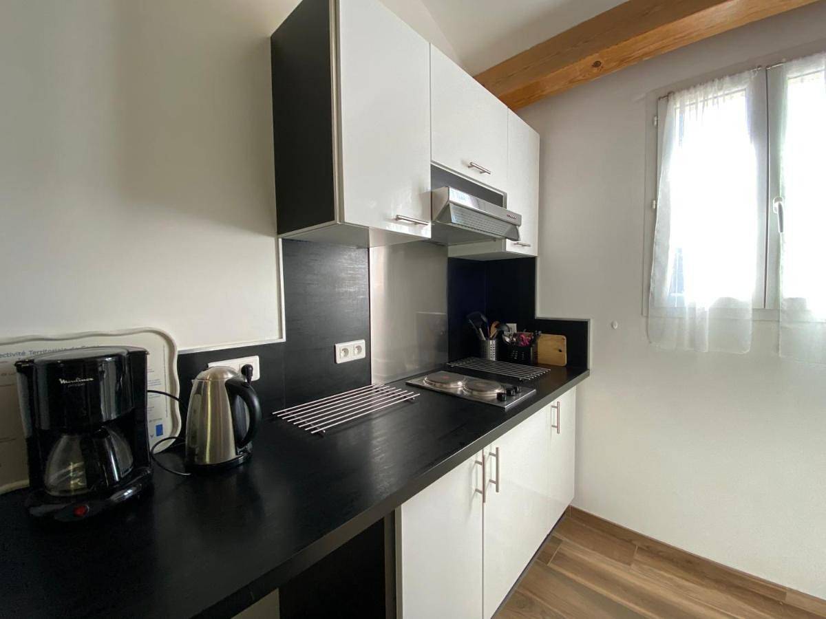 A Mandria, appartements avec cuisine 30m2, patio, vue Montagnes et citadelle, 5 minutes à pied du centre ville et des rivières in Corte, Parc naturel régional de Corse