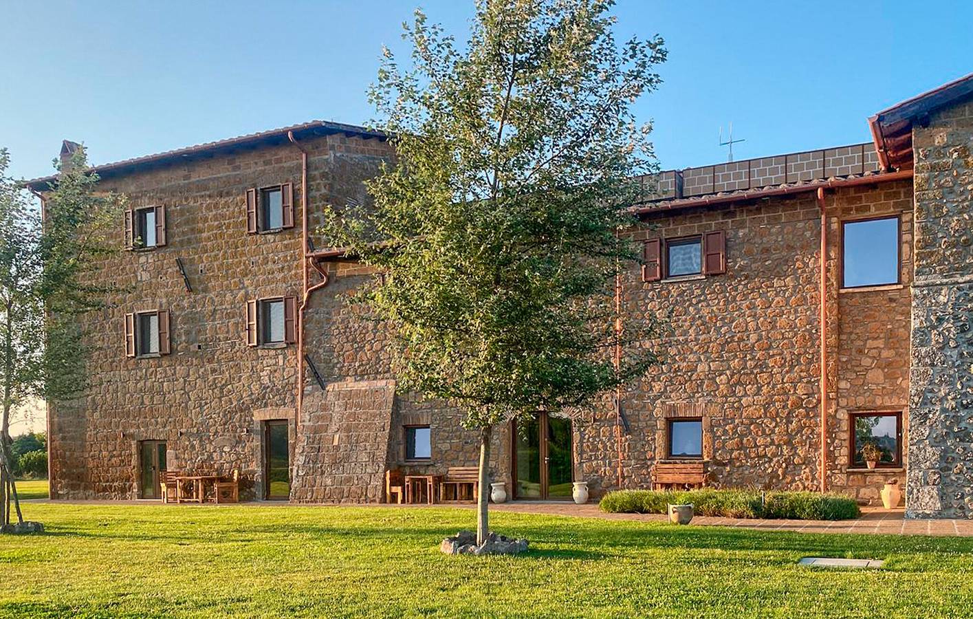 Ganze Ferienwohnung, Modernes Refugium mit WLAN, Klimaanlage, Sauna und Parkplatz – 2 km von Civita entfernt in Lubriano, Viterbo Provinz