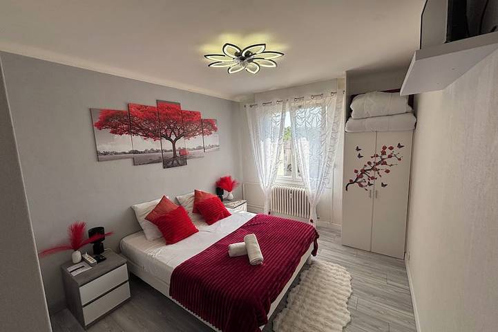 Apartamento entero, Luminoso apartamento 75 m² - 3 dormitorios - amplio balcón / totalmente equipado in Vittel, Neufchâteau