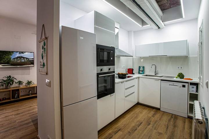 Gîte pour 4 personnes, avec terrasse et vue, animaux acceptés à Ripoll - 3