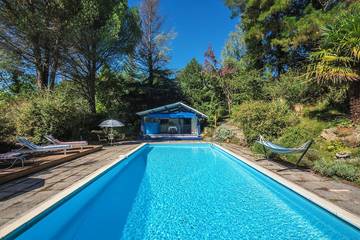 Gîte pour 4 personnes, avec jardin et piscine à Puivert