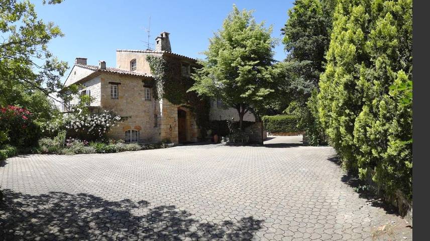 Maison d’hôte pour 2 personnes, avec jardin ainsi que vue et piscine à Mougins - 4