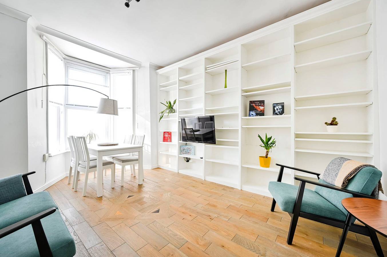 Ganze Wohnung, Ferienwohnung für 3 Personen mit Garten in Camden, London
