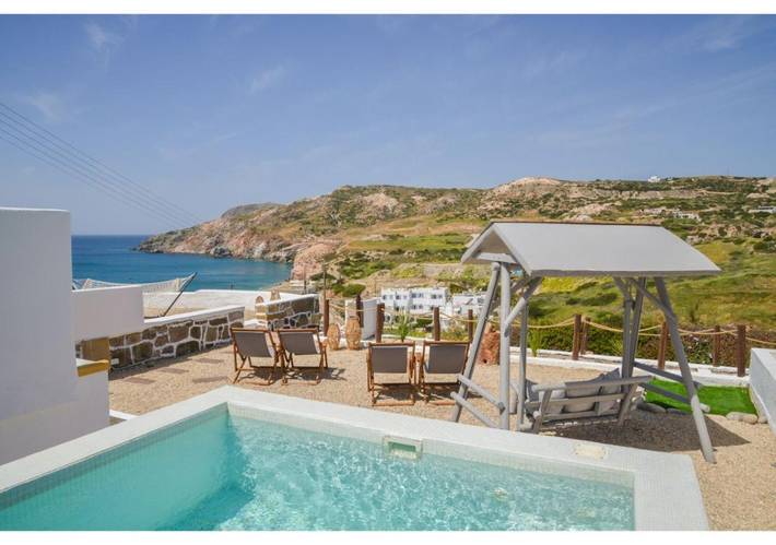 B&b per 2 persone, con Terrazza e Idromassaggio nonché Giardino e Piscina a Milo Grecia