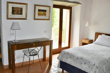 Villa for 4 Guests in Torreone, Arezzo Province, Picture 4