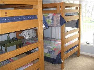 Vacation House for 12 Guests in Lake Erie, Picture 1