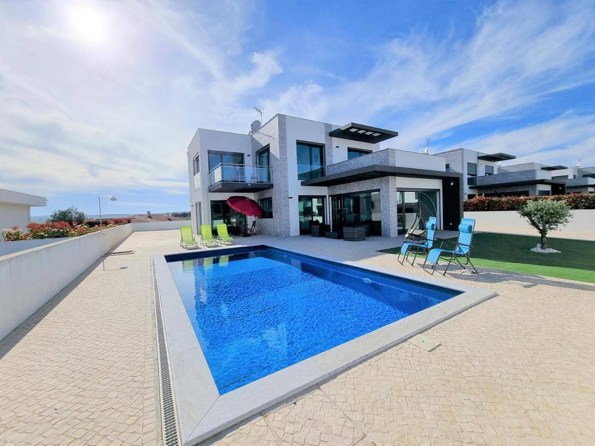 Villa in Bombarral, Leiria distrito