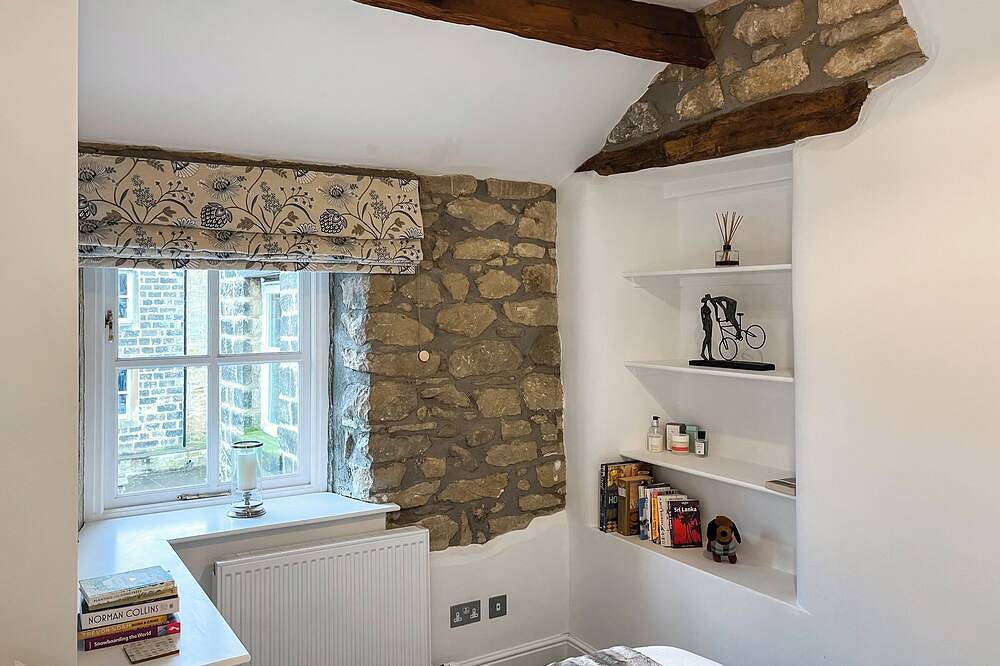 2 bedroom accommodation in Addingham, near Ilkley in Addingham, West Yorkshire