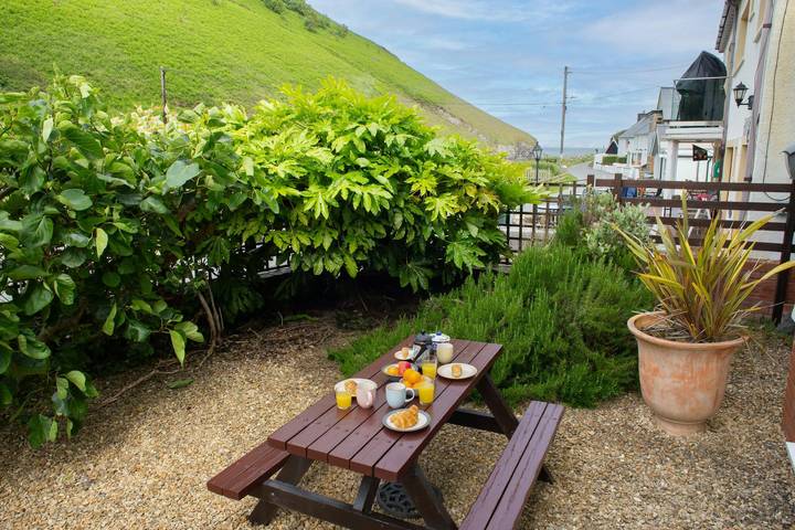 Cottage for 4 people, with terrace and garden - 1