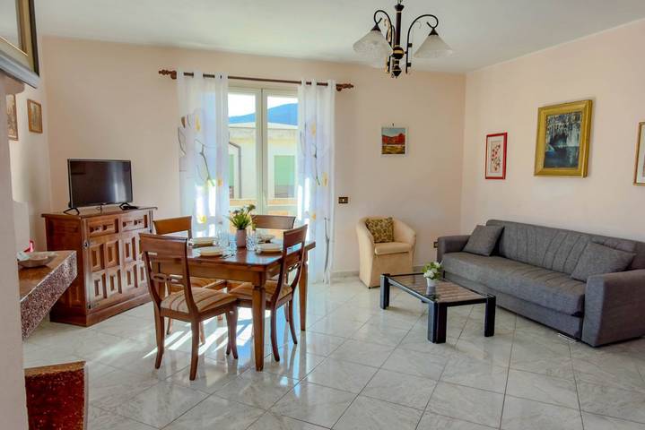 Gîte pour 5 personnes, avec Balcon/Terrasse dans Dorgali - 3