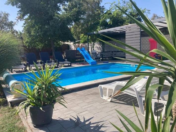 Hütte für 16 Personen, mit Balkon und Whirlpool sowie Terrasse und Garten in Ungarn - 2
