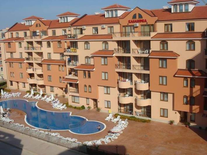 Appart’hôtel pour 2 personnes, avec jardin ainsi que bassin pour enfant et piscine