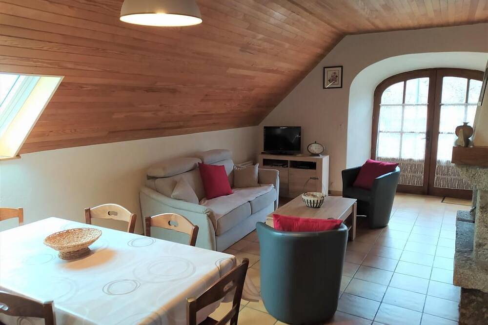 Gîte de Fermigous in Montgros in Le Pont-de-Montvert, Cevenas