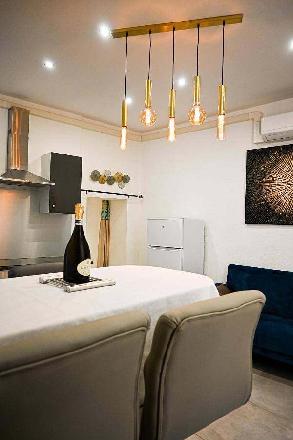 Gîte pour 4 personnes dans Office De Tourisme De Cassis - 2