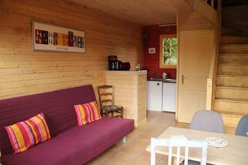 Gîte pour 4 personnes, avec terrasse et sauna ainsi que piscine et jardin à Fatouville-Grestain