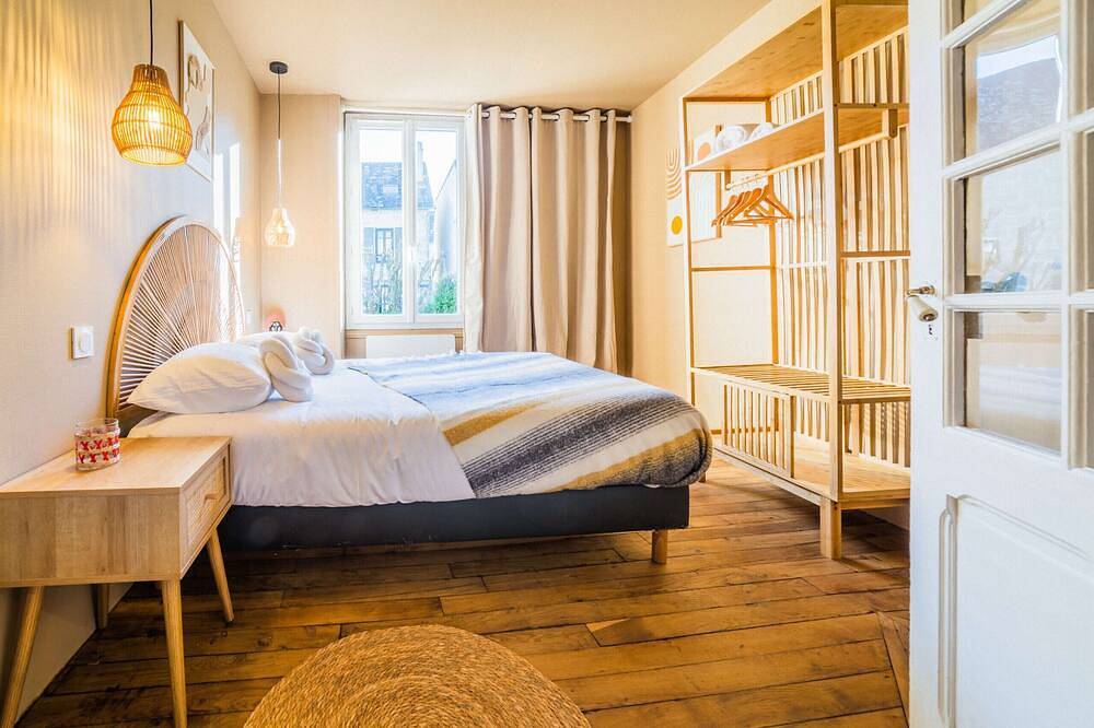 Entire apartment, Dali Droite in Brive-la-Gaillarde, Brive-la-Gaillarde region