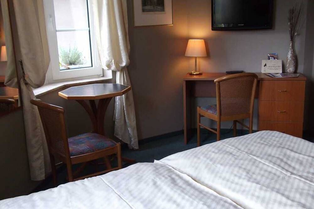 Single room - Pension, Café & Restaurant Am Krähenberg in Halle (Saale), Saale-Unstrut