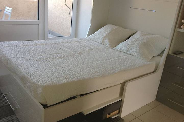 Gîte pour 4 personnes, avec terrasse et jardin dans Plage Miramar - 2