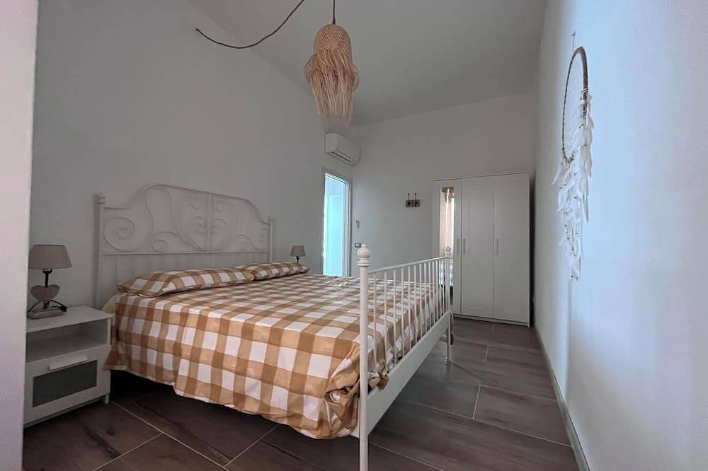 Appartamento intero, Bellissima e rilassante vista lago in Castro, Lago d'Iseo