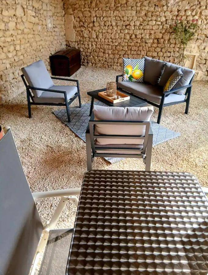 Location de vacances pour 2 personnes, avec terrasse à Champniers - 2