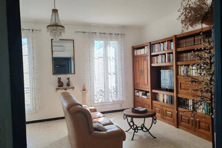 Gîte pour 4 personnes, avec terrasse dans Theatre Du Balcon - 3