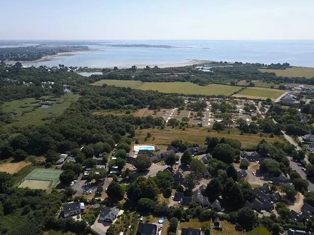 Camping pour 6 personnes, avec terrasse à Sarzeau - 4
