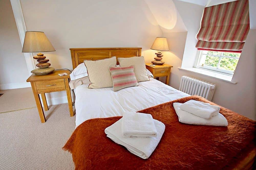 The Head Gardener's Cottage Dunbar including hot tub in Edinburgh and Lothian