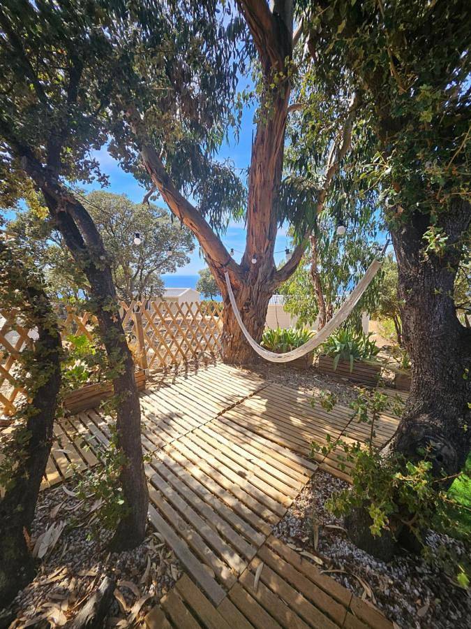 Camping pour 5 personnes, avec piscine ainsi que terrasse et vue