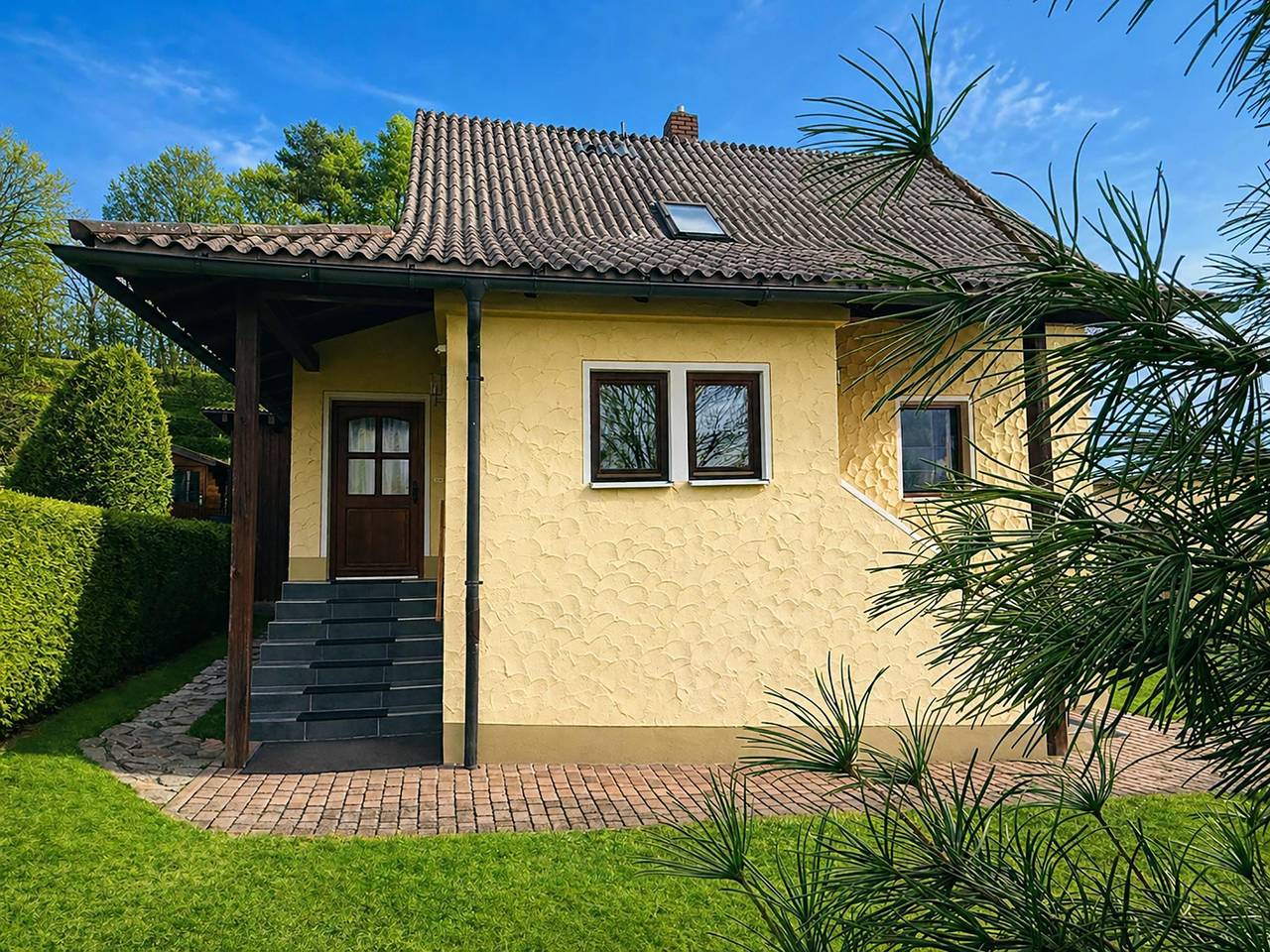 Ferienwohnung Spörl - naturnahe Ferienwohnung in Tiefenbach, Ostbayern